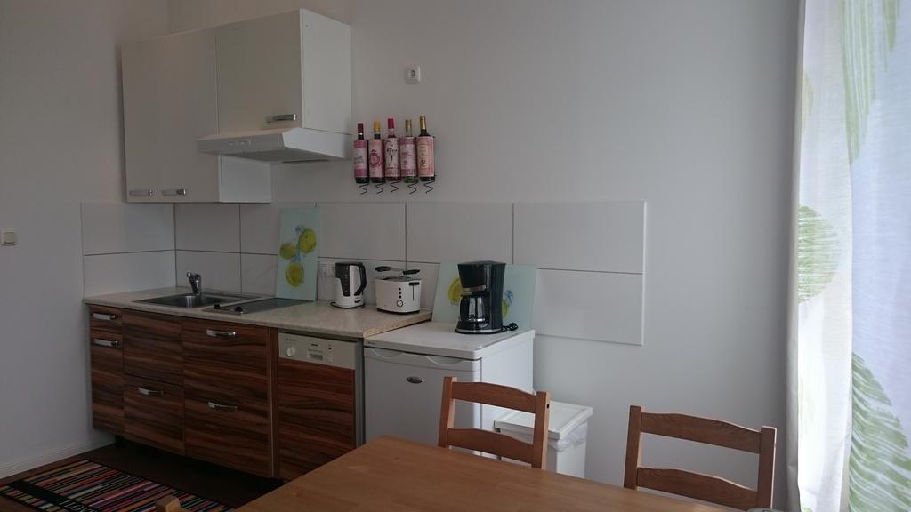 Studio Apartment Niemetzstr 51 Берлин Экстерьер фото