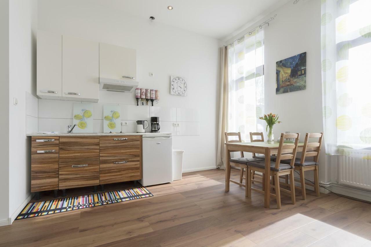 Studio Apartment Niemetzstr 51 Берлин Экстерьер фото