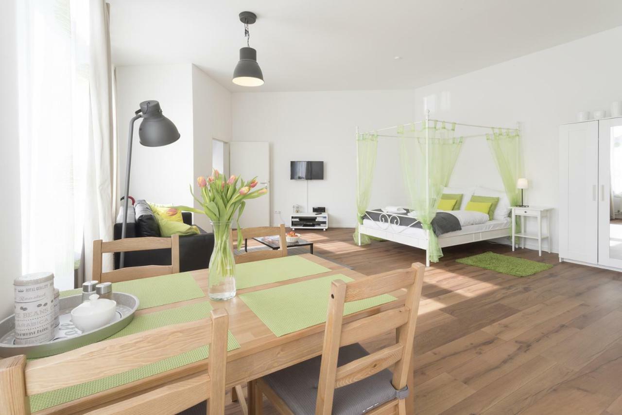 Studio Apartment Niemetzstr 51 Берлин Экстерьер фото